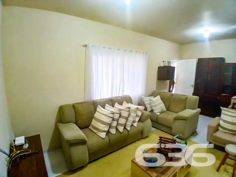 Residência térrea charmosa, com edícula e espaço d