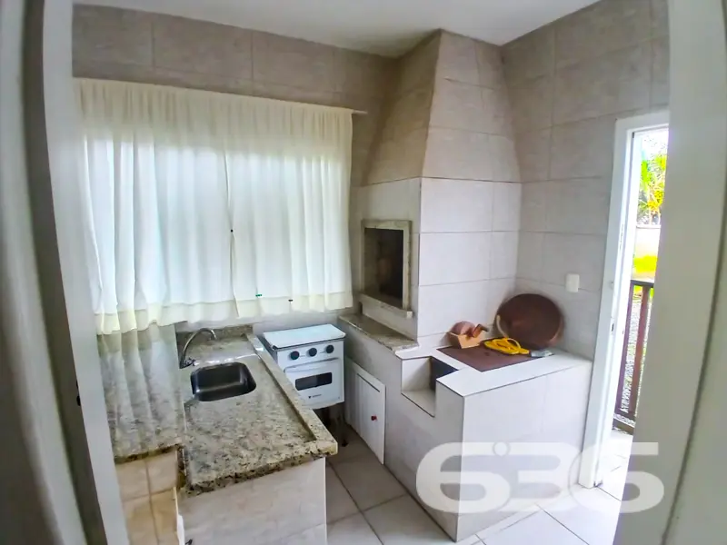 Residência térrea charmosa, com edícula e espaço d