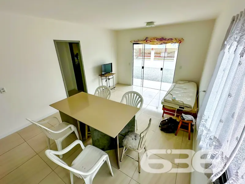 Oportunidade em Balneário Barra do Sul/SC – Casa T