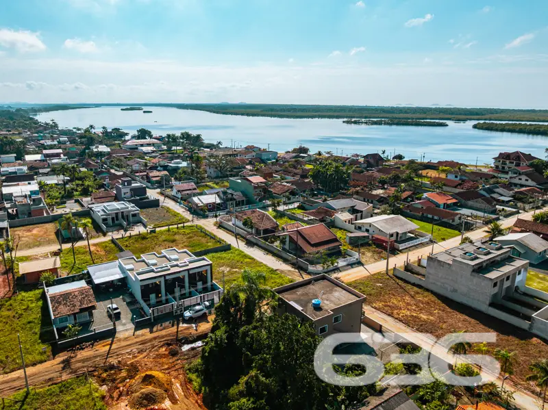 Descubra o potencial deste terreno maravilhoso em