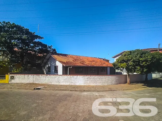 Descubra a casa dos seus sonhos em Balneário Barra
