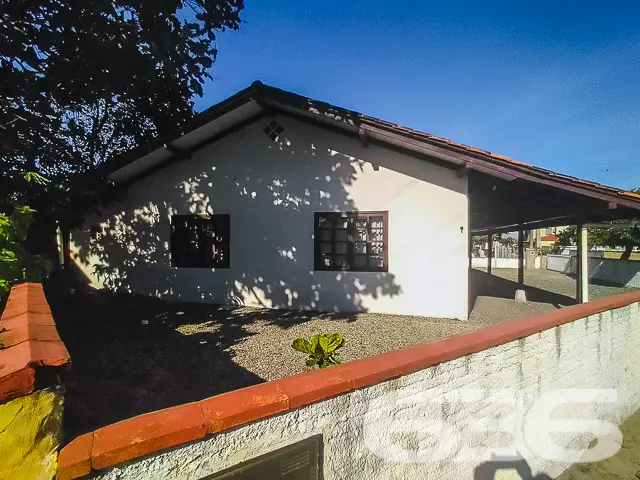 Descubra a casa dos seus sonhos em Balneário Barra