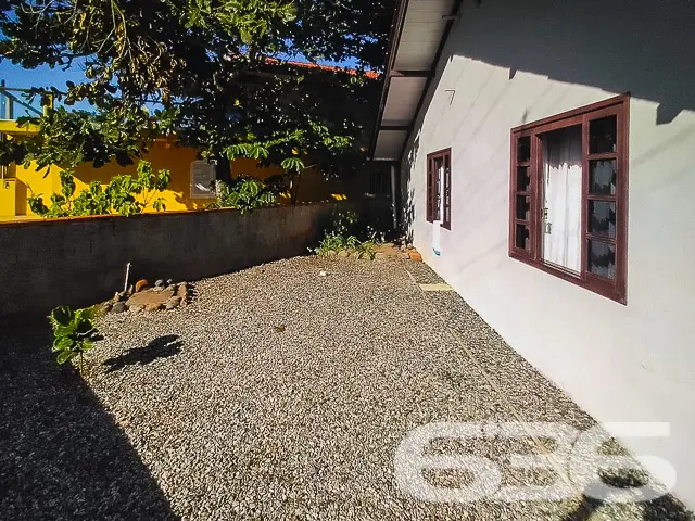 Descubra a casa dos seus sonhos em Balneário Barra