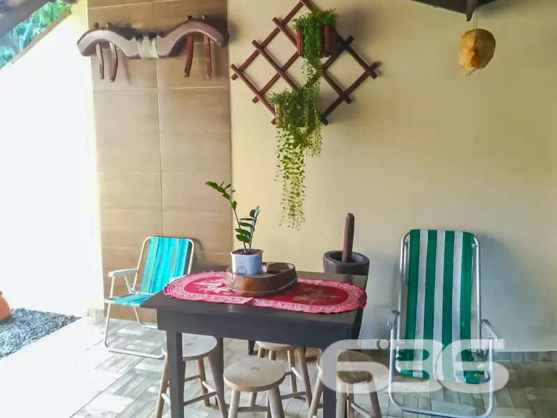 Casa térrea à venda no bairro Pinheiros em Balneár