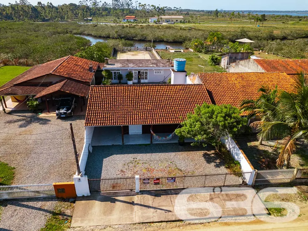 Oportunidade imperdível em Balneário Barra do Sul,