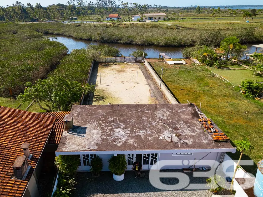Oportunidade imperdível em Balneário Barra do Sul,