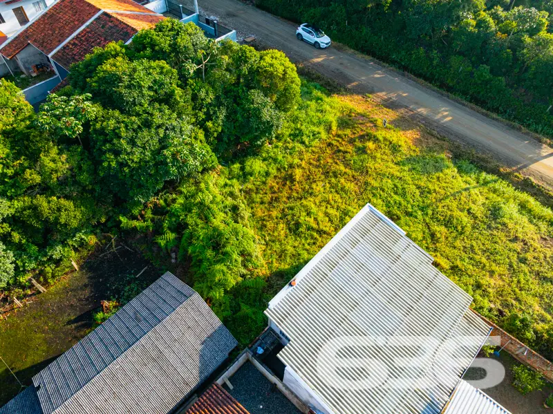 TERRENO À VENDA EM BALNEÁRIO BARRA DO SUL | BAIRRO