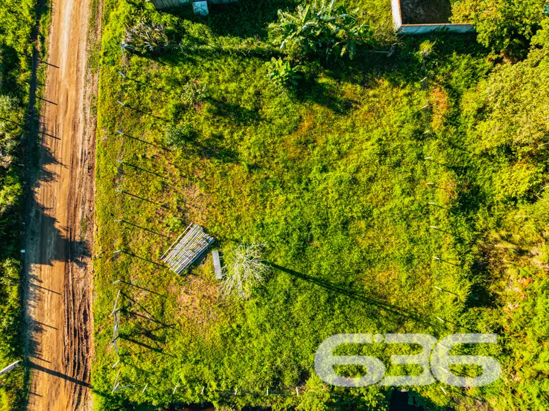 Terreno à venda no bairro Salinas, em Balneário Ba