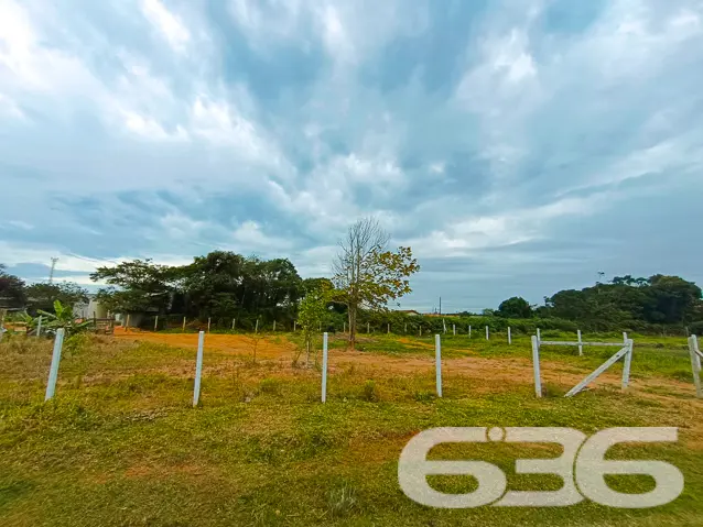 Terreno à venda no bairro Salinas, em Balneário Ba