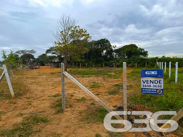 Terreno à venda no bairro Salinas, em Balneário Ba