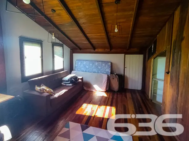 EXCELENTE CASA PERTO DA PRAIA EM BALNEÁRIO BARRA D