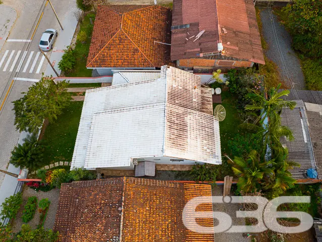 EXCELENTE CASA PERTO DA PRAIA EM BALNEÁRIO BARRA D