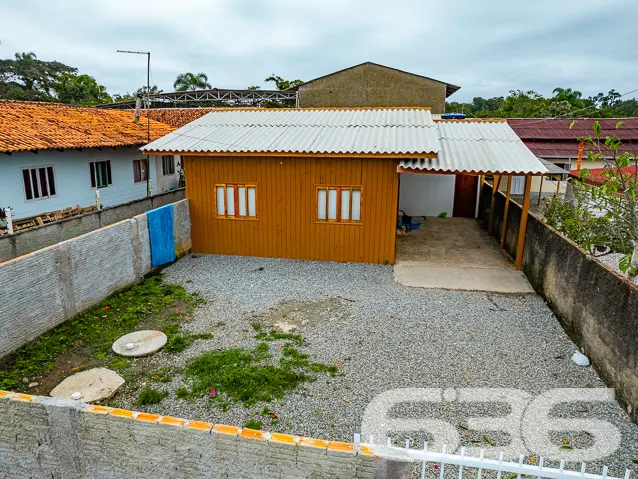 PROPRIEDADE COM DUAS CASAS NO BAIRRO COSTEIRA
Apr
