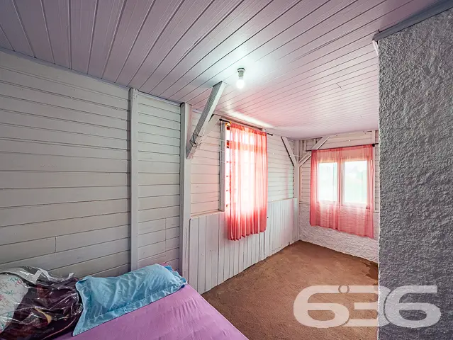 BELO SOBRADO NA COSTEIRA EM BALNEÁRIO BARRA DO SUL