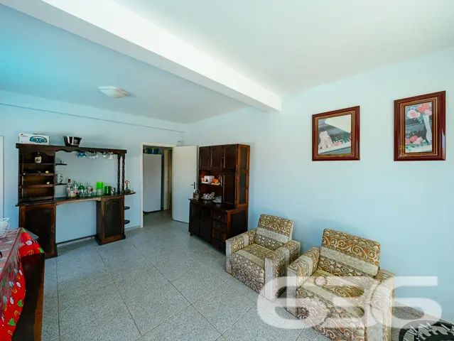 SOBRADO À VENDA COM 2 SUÍTES + 4 DORMITÓRIOS NO BA