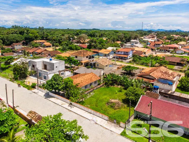 Terreno em Barra do sul apenas 260 metros da lagoa