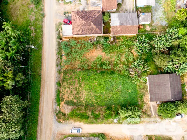 TERRENO DE ESQUINA À VENDA NO BAIRRO PROFIPO
Ei,
