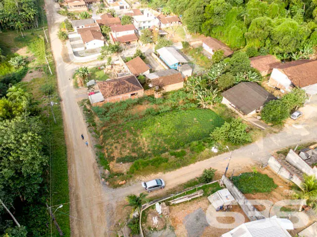 TERRENO DE ESQUINA À VENDA NO BAIRRO PROFIPO
Ei,