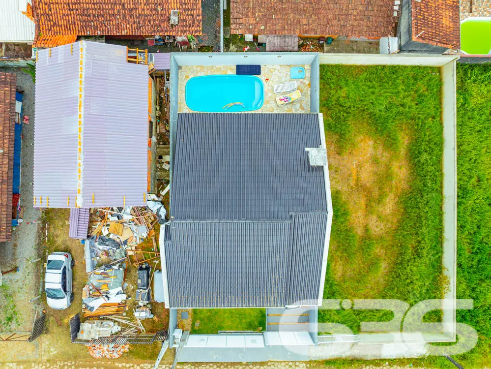 Casa Confortável à Venda em Balneário Barra do Sul