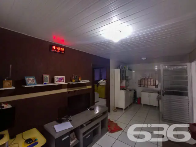 CASA COM 4 QUARTOS NO BAIRRO COSTEIRA EM BALNEÁRIO