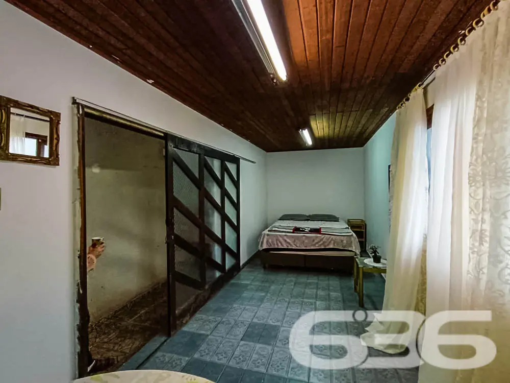Ampla residência no bairro Glória, Joinville - SC