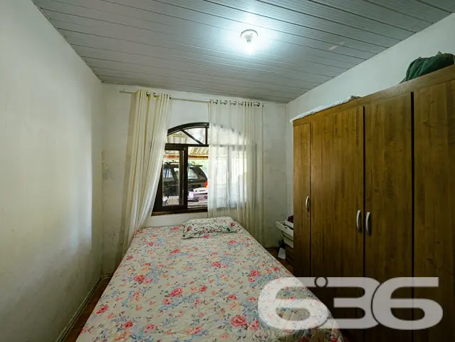 BAIRRO BOA VISTA: DUAS CASAS EM UM TERRENO DE ESQU