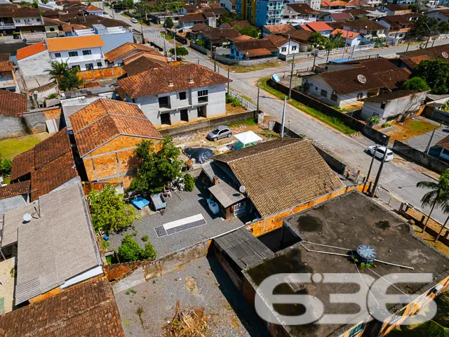 BAIRRO AVENTUREIRO: TERRENO AMPLO COM POTENCIAL IN