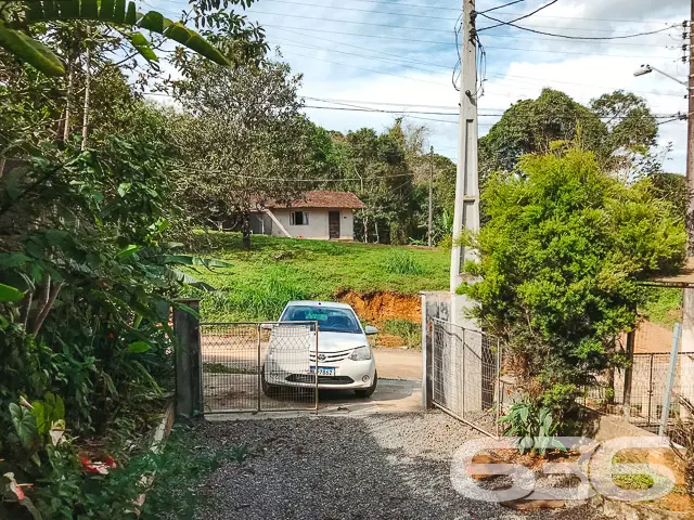 CASA À VENDA NO BAIRRO BOA VISTA - ESTUDA PERMUTA
