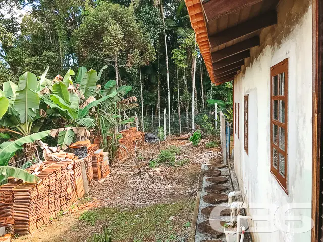 CASA À VENDA NO BAIRRO BOA VISTA - ESTUDA PERMUTA