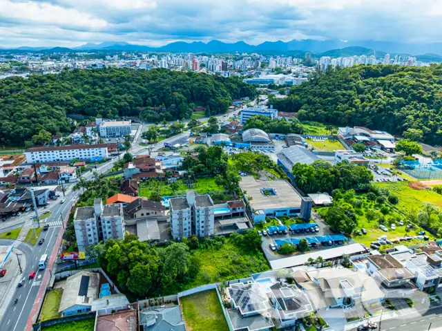Apresentamos uma oportunidade única de residência
