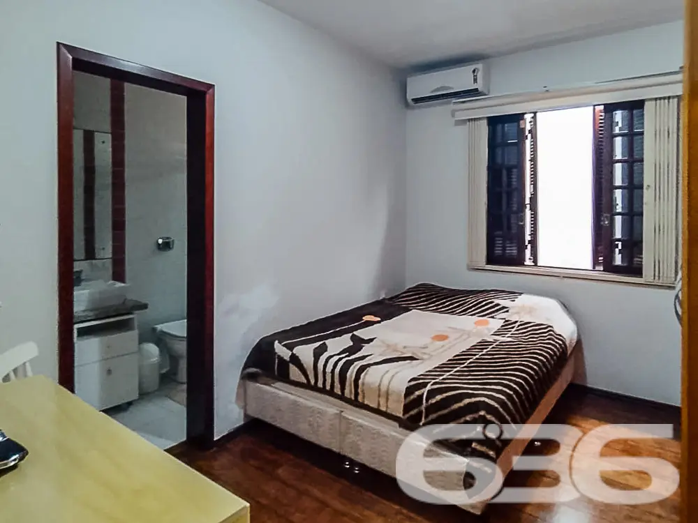 AMPLA RESIDÊNCIA COM 4 DORMITÓRIOS NO BAIRRO BOM R