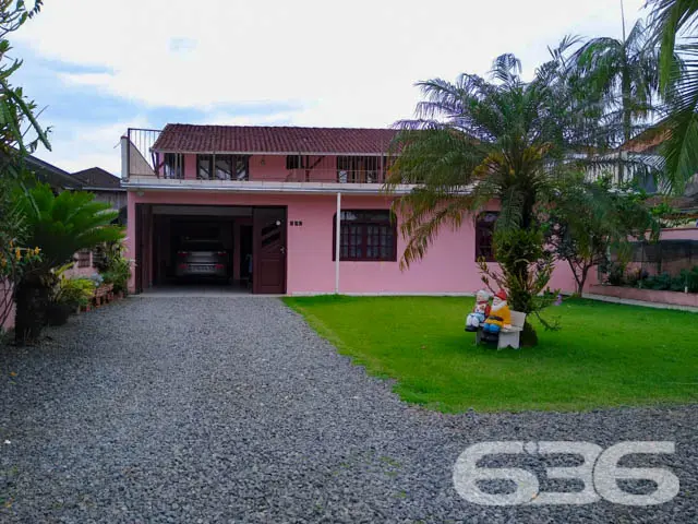 BELÍSSIMO SOBRADO COM 4 QUARTOS, NO BAIRRO COMASA,