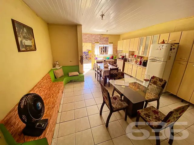 IMÓVEL COM EDICULA NO BAIRRO COMASA, JOINVILLE - E