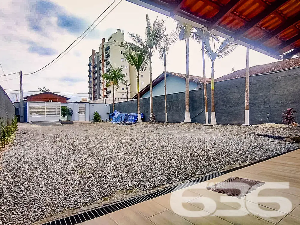 Casa Térrea no Bairro Costa e Silva - Joinville/SC