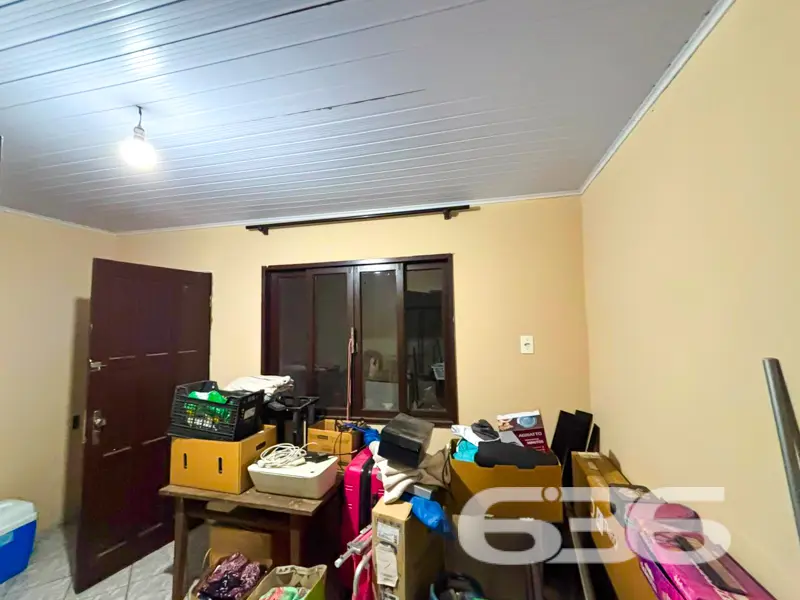 Residência térrea ampla, terreno com 888m² e edícu