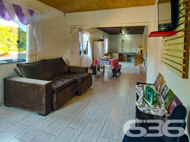 APROVEITE ESSA RESIDÊNCIA COM SUÍTE + 2 QUARTOS

E