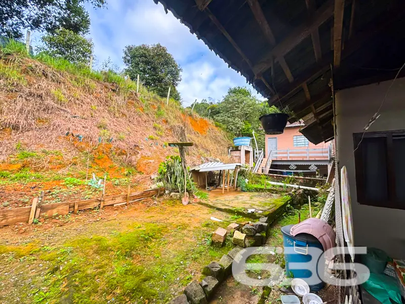Terreno amplo com 450m² em localização estratégica