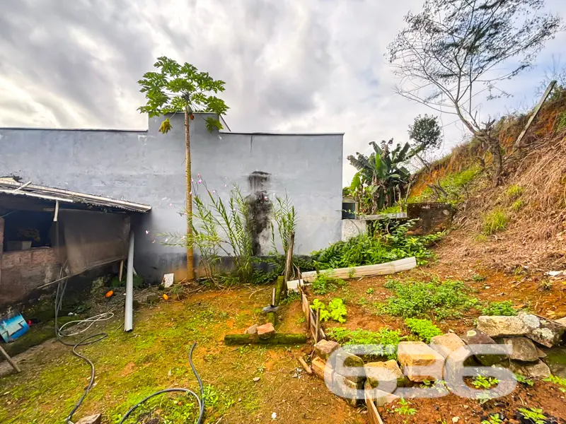 Terreno amplo com 450m² em localização estratégica