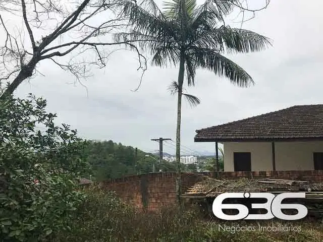EXCELENTE LOTE EM JOINVILLE: 1.878M² DE POTENCIAL