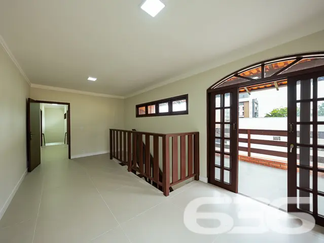 BAIRRO ANITA GARIBALDI: CASA ESTILO GERMÂNICO COM