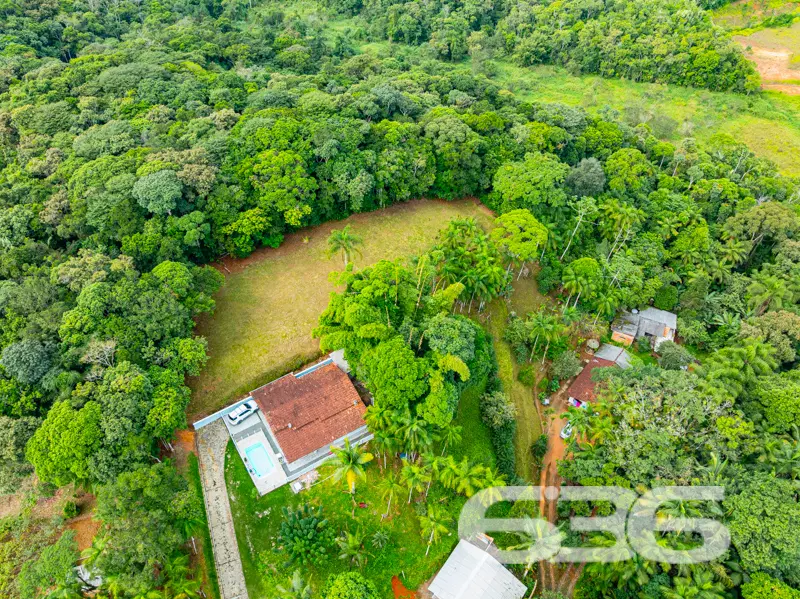Amplo terreno com mais de 5.000 m² em Joinville: l