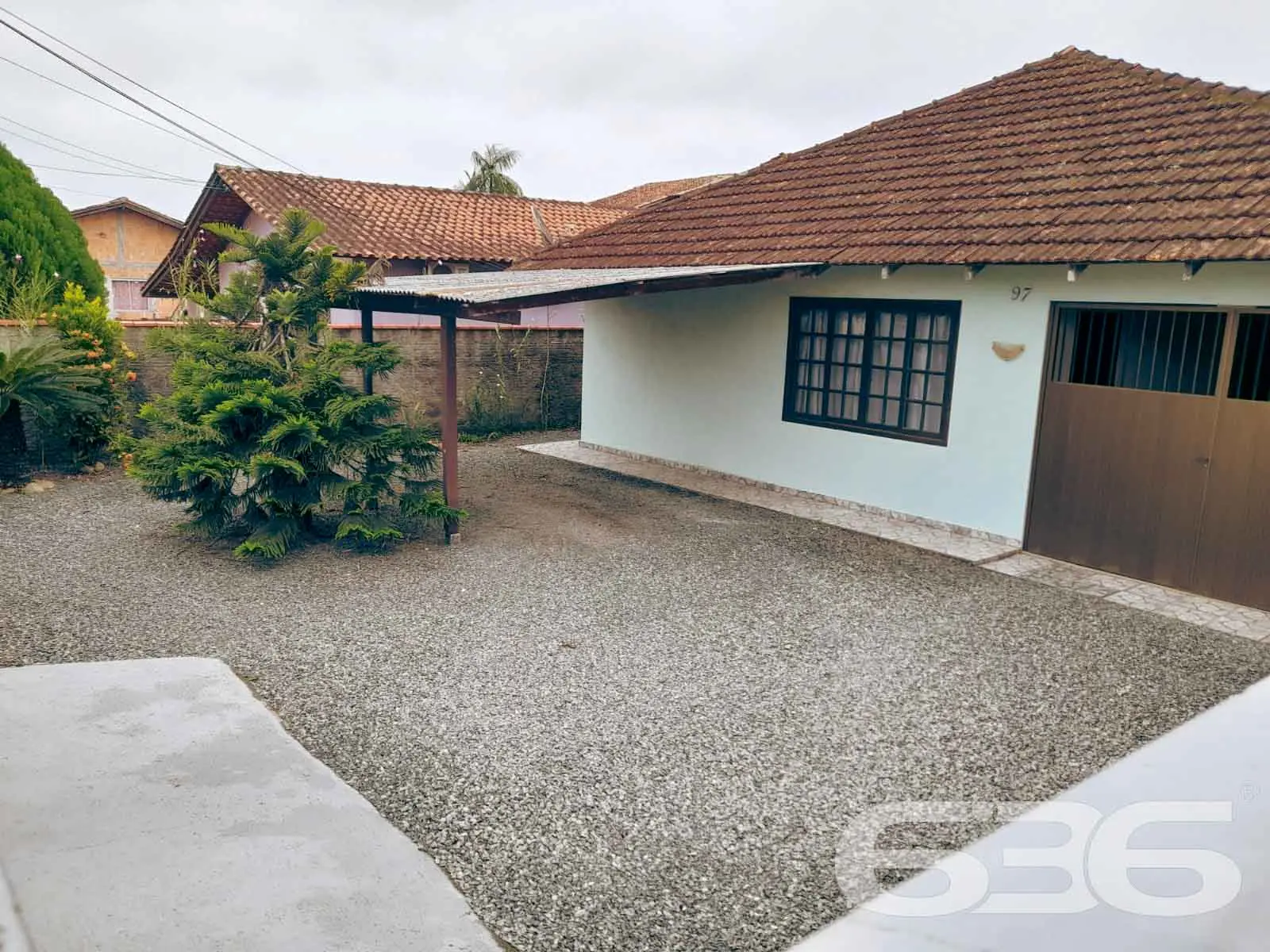 IMÓVEL DE USO RESIDENCIAL E COMERCIAL NO BAIRRO ES