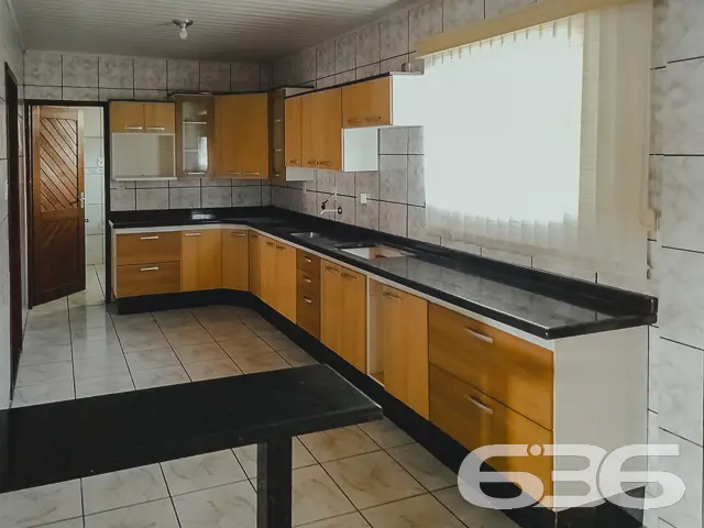 IMÓVEL DE USO RESIDENCIAL E COMERCIAL NO BAIRRO ES