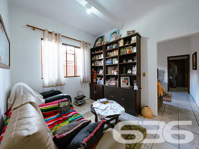 BAIRRO FLORESTA - SOBRADO COM SUÍTE MASTER + 4 DOR