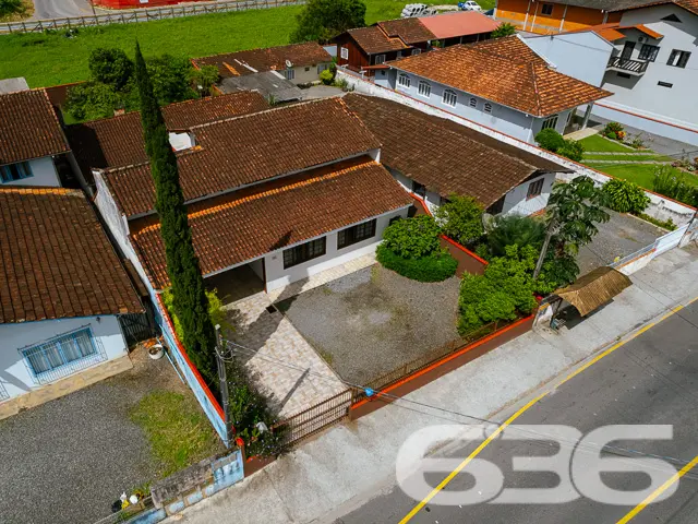 BAIRRO FLORESTA - SOBRADO COM SUÍTE MASTER + 4 DOR