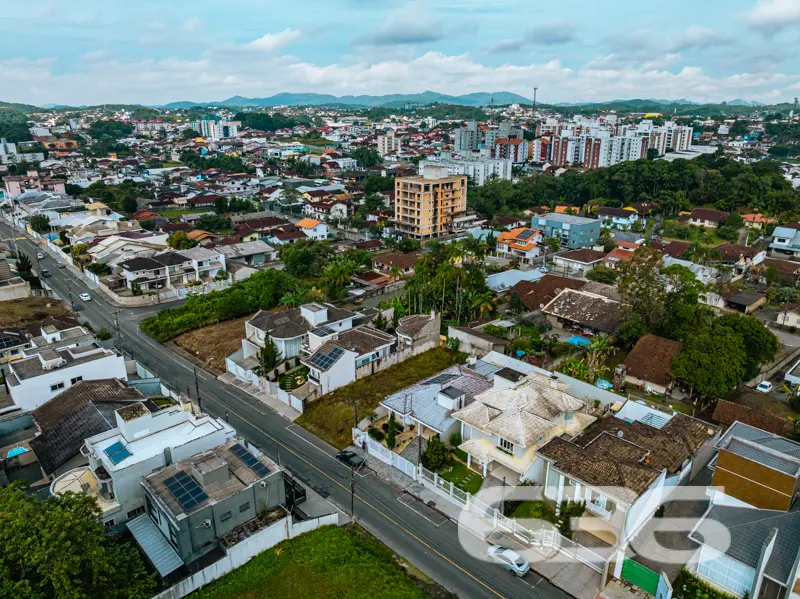 Sobrado moderno à venda no bairro Floresta em Join