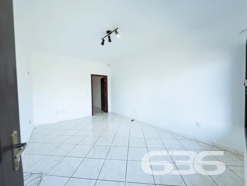 CASA GRANDE COM TERRENO  502m² COM 4 QUARTOS SENDO