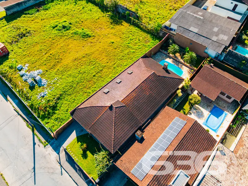 CASA GRANDE COM TERRENO  502m² COM 4 QUARTOS SENDO