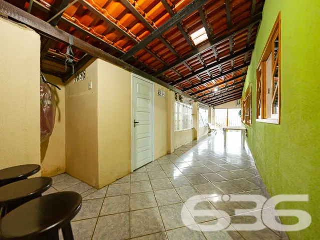 EXCELENTE CASA COM 2 QUARTOS NO BAIRRO GUANABARA -