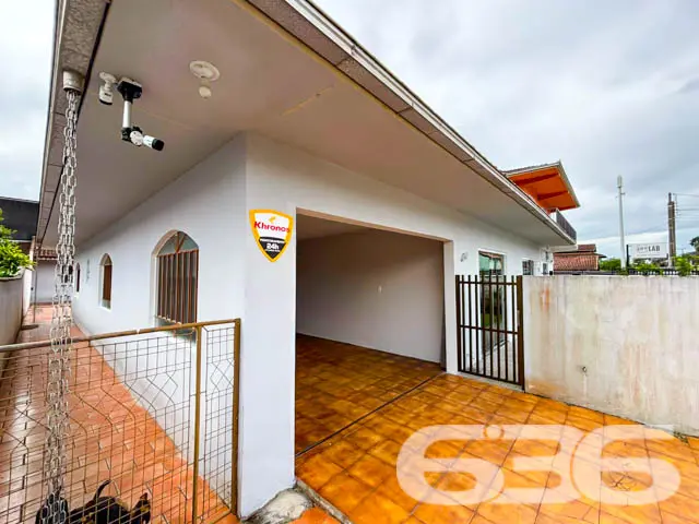 Excelente Casa Térrea no Bairro Iririú – Joinville